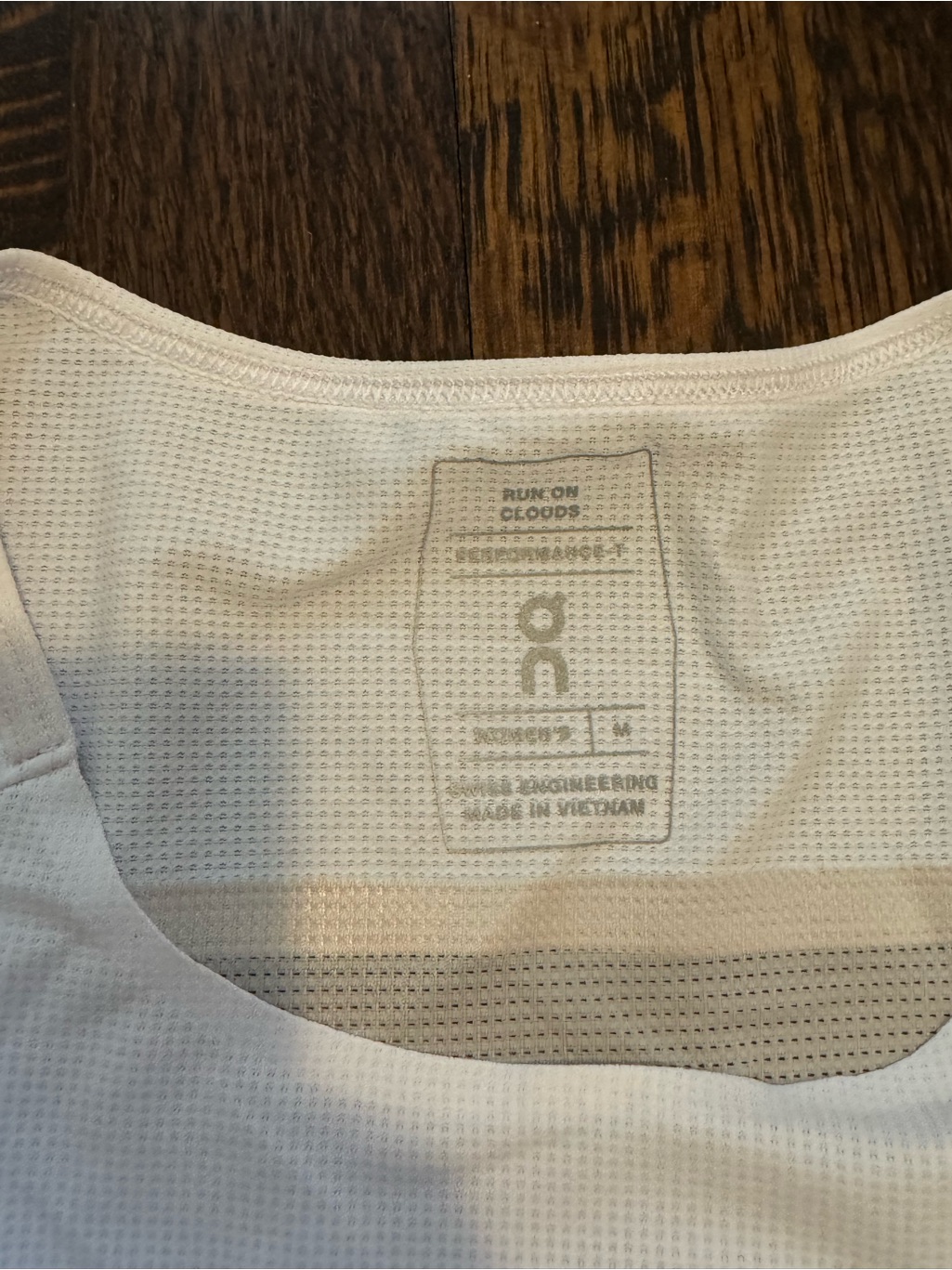 On Running Performance-T White/Silver — image 4 of 8